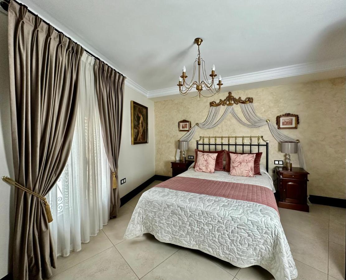 Hotel Boutique Casa Veracruz エステポナ エクステリア 写真